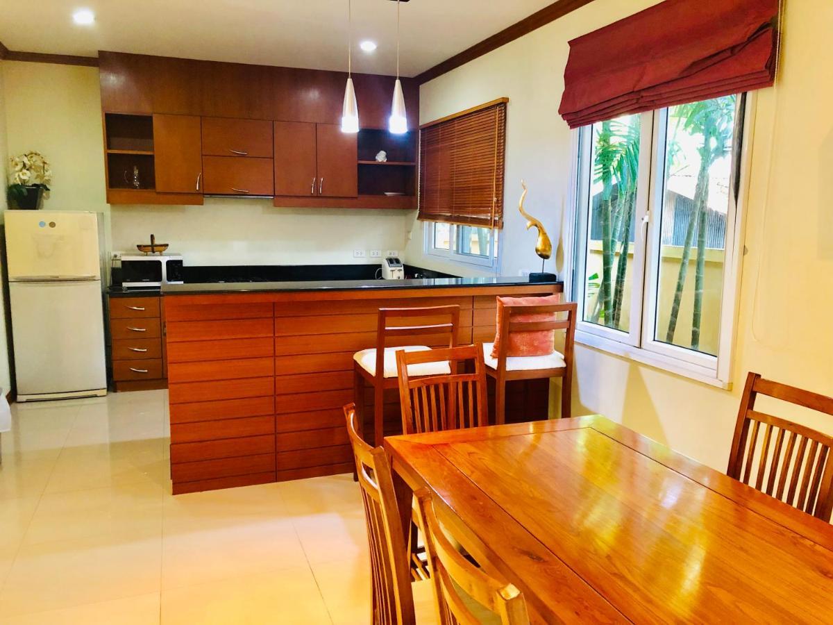 Karon Pool Villa 卡伦3卧泳池别墅 Eksteriør bilde